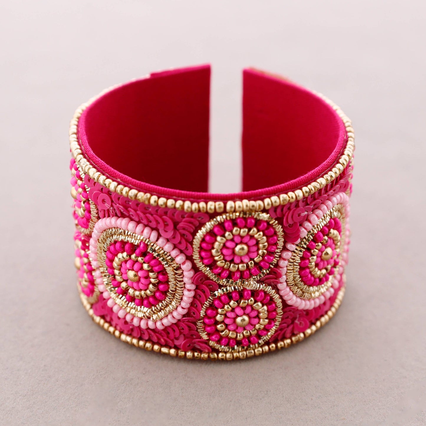 MANDALA gyöngyös karkötő - pink